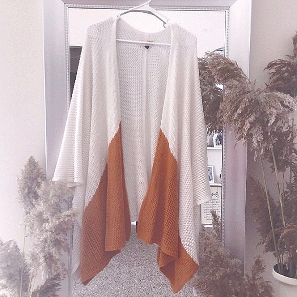 Universal Thread knit poncho open cardigan - Picture 2 of 6